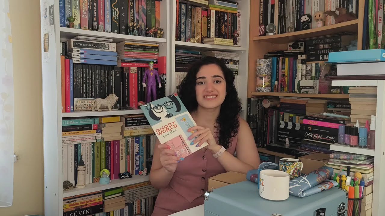 Yeni Kitaplar, Hediyeler ve Diğerleri ile Kitaplık Önü Sohbeti (Yazdan Kalma)