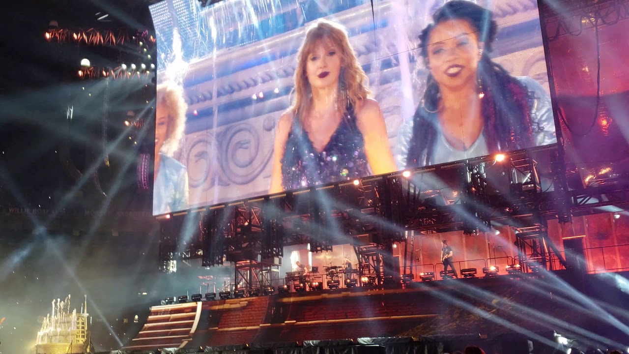 Taylor Swift Reputation Stadium Tour New Orleans Ending