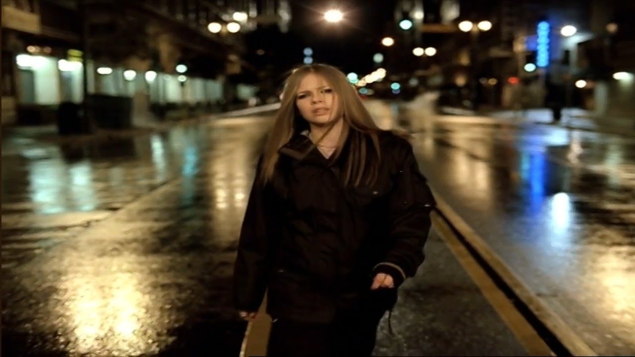 Avril Lavigne - Anything But Ordinary (Lip - sync Video)