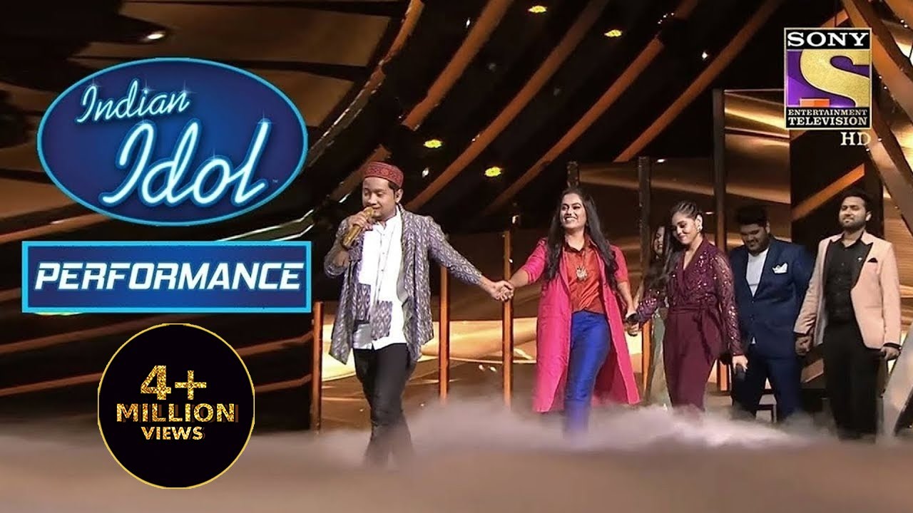 Pawandeep ने Beautifully Express किया अपने Fellow Mates के साथ अपना Bond | Indian Idol Season 12