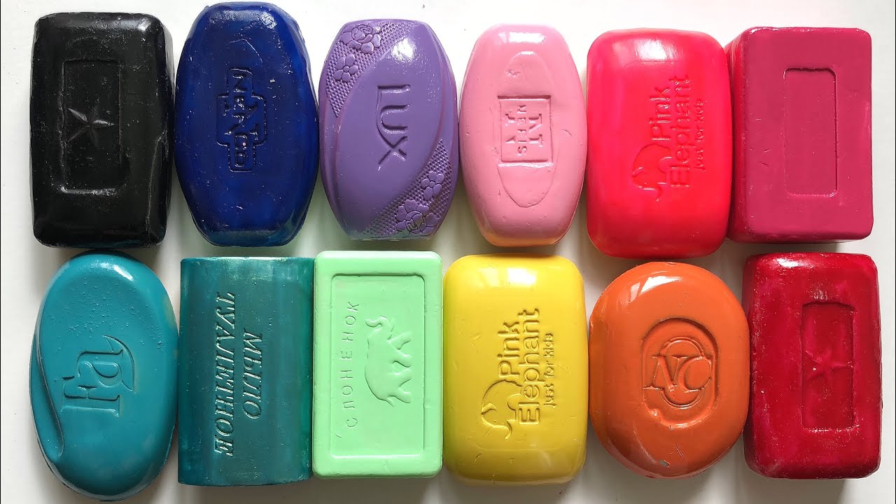 ASMR carving dry varnished soap/ Резьба крашенного мыла лаком для ногтей