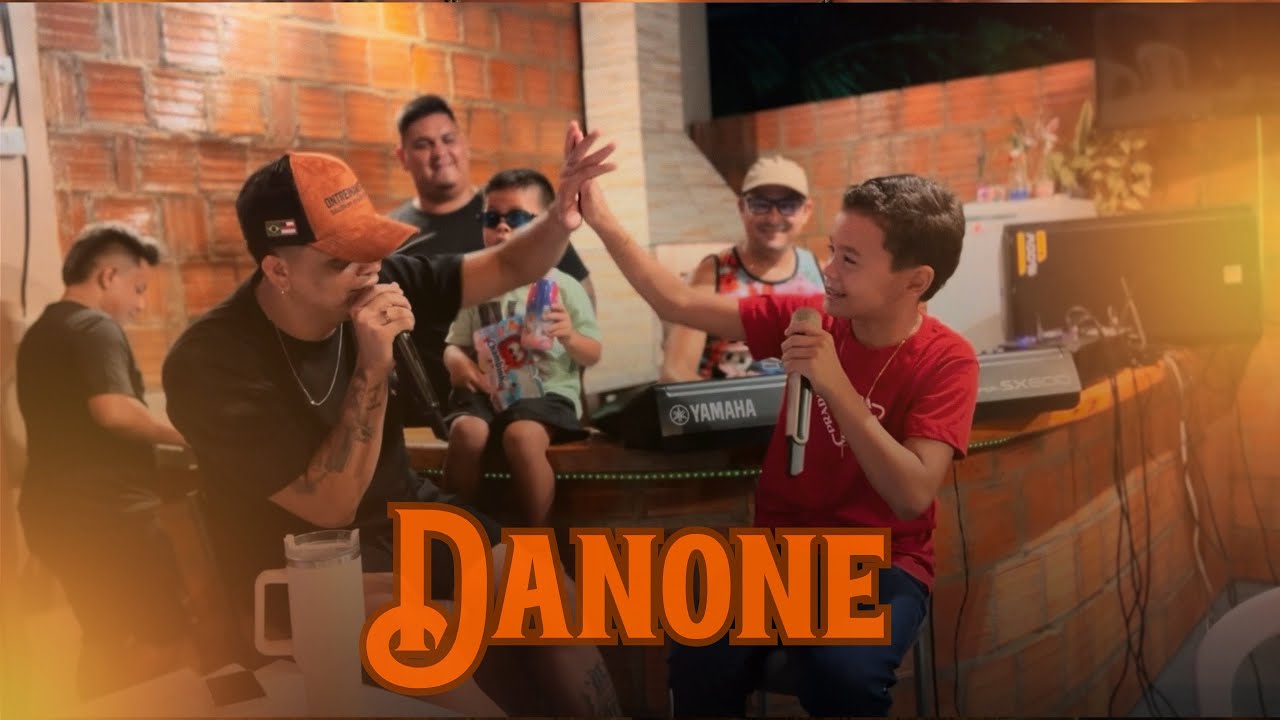 DANONE ( NICOLAS JR & GILZINHO ) 