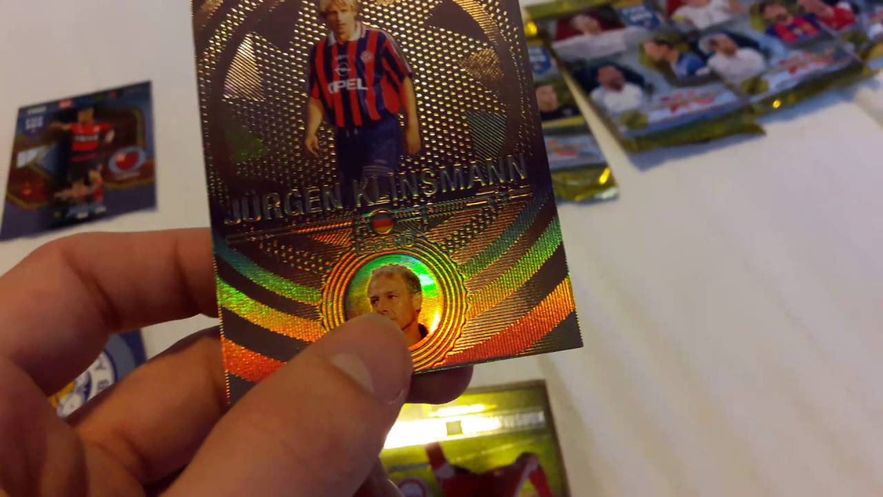 Opening 10 packs of Panini Adrenalyn XL FIFA 365 2017 FEATURING LEGEND