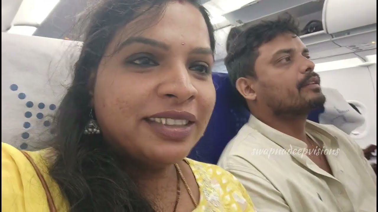 ఆటో లో Airport కి వెళుతున్నాము..@swapnadeepvisions786 #journey #flight #pune .