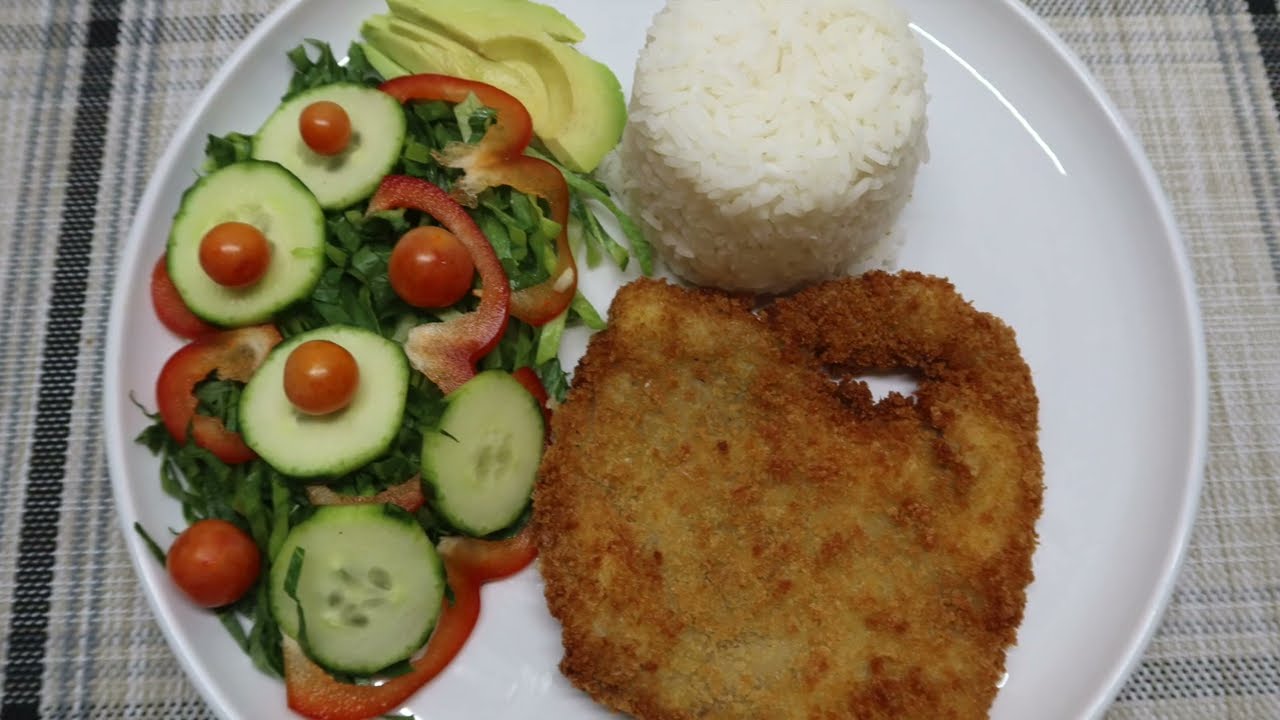 CHULETAS  DE  PUERCO EMPANIZADAS