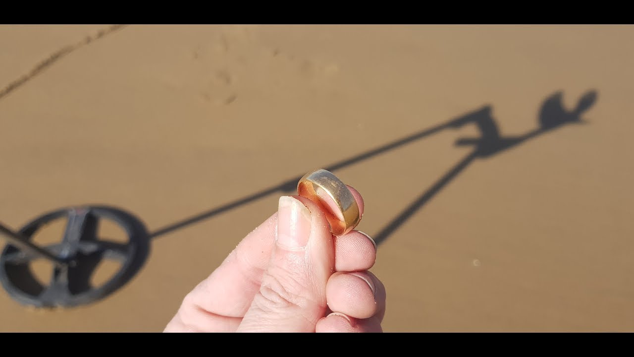 DE L'OR SUR LA PLAGE DETECTION detecting beach xp deus
