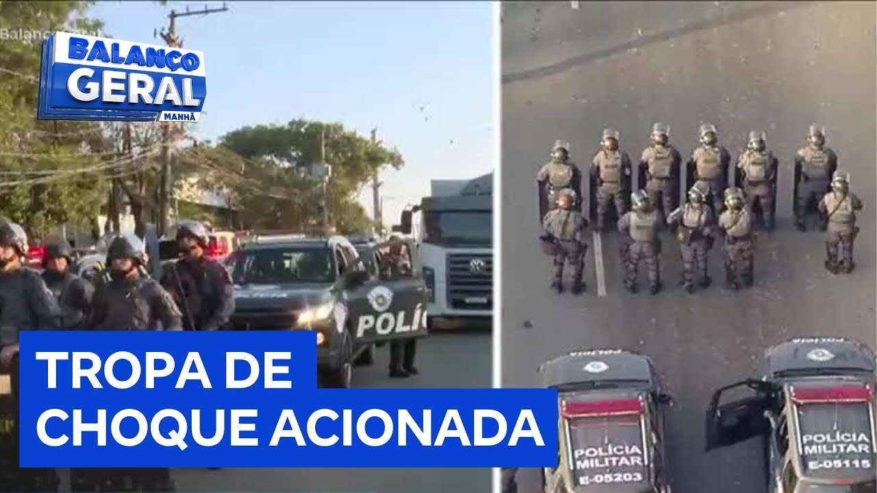 Tropa de Choque é acionado para conter protesto na comunidade do Areião, em SP