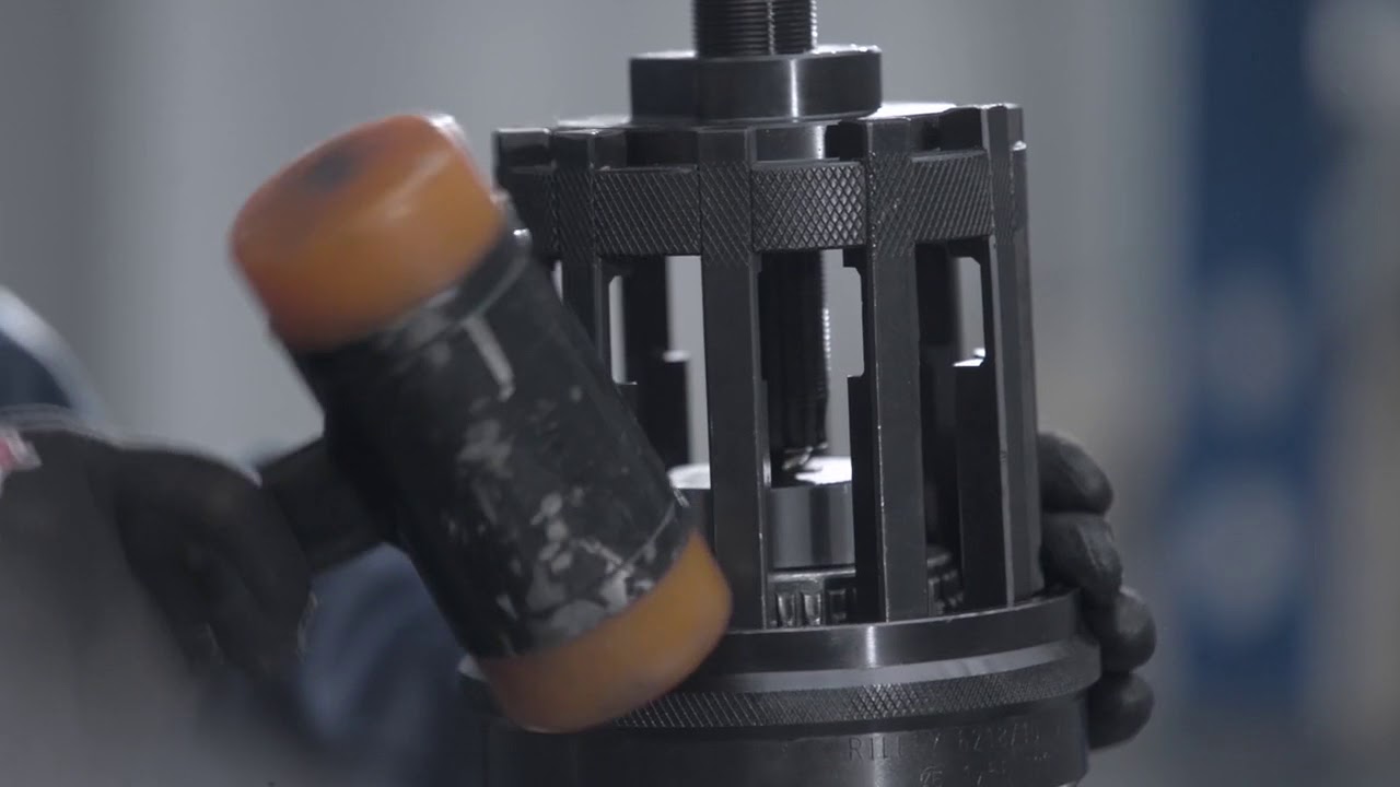 Q Service Truck - ZF Transmissions