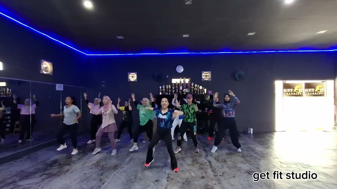 DEMBOW MARROQUI - AIMAR HABIBI - JC LA NEVULA - ZUMBA - GET FIT STUDIO - ZIN FITRI - BELITUNG 