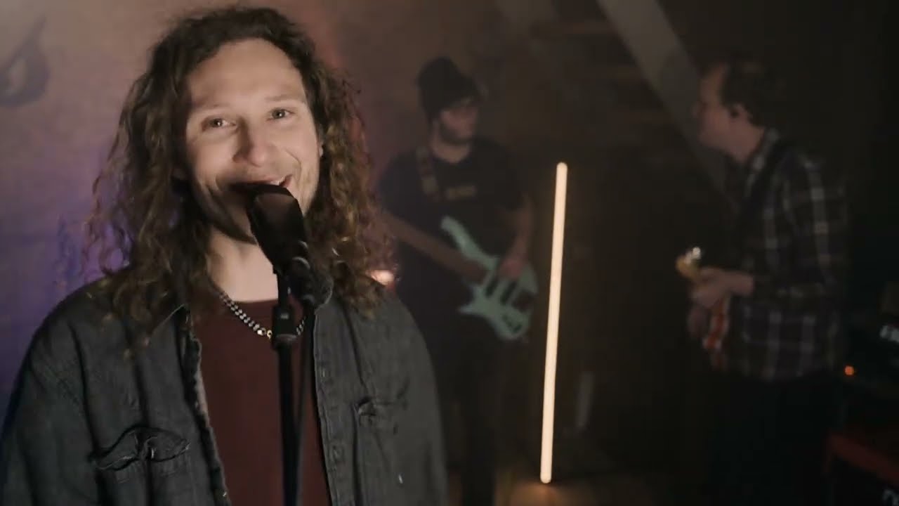 EQUAL ANIMALS - Clickbait [BARN SESSIONS]