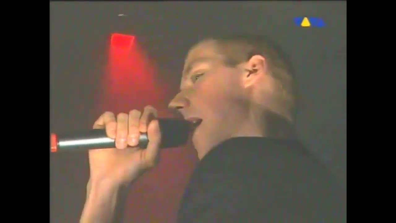 Medi Top Glon & Gandi Ganda- Jestem stąd (RAP KANCIAPA LIVE 2005)