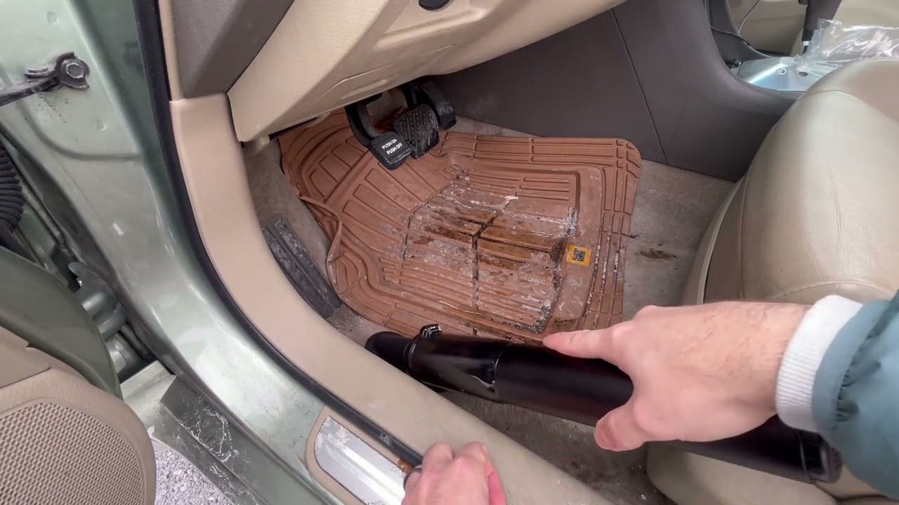 Watch before you buy! Does it work well? Attachments? GrittyOne
