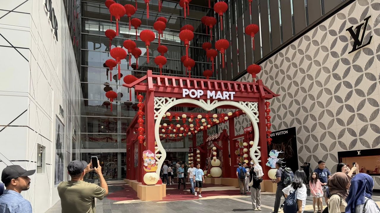 Pop Mart Chinese New Year Pavilion Main Entrance #malaysia #PopMart #ChineseNewYear2026 #PavilionKL