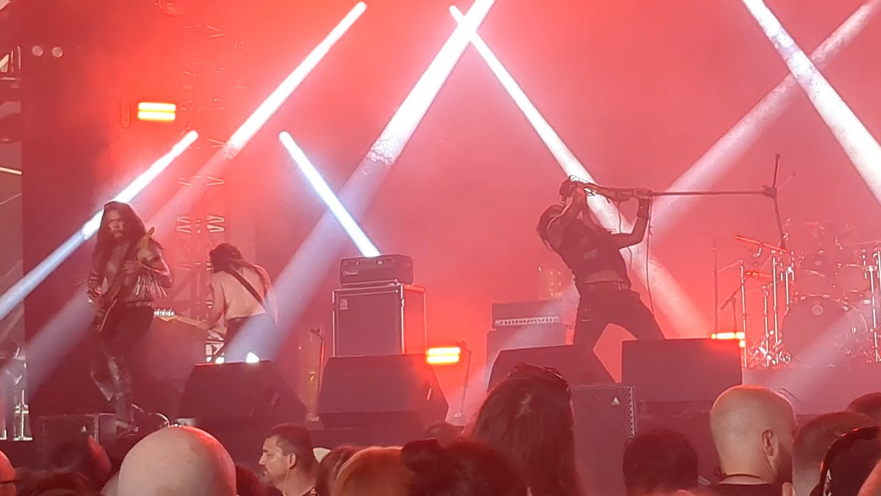 Blackbraid -  Barefoot Ghost Dance on Bloodsoaked Soil [Live Hellfest 2023 - jeudi 15 juin]