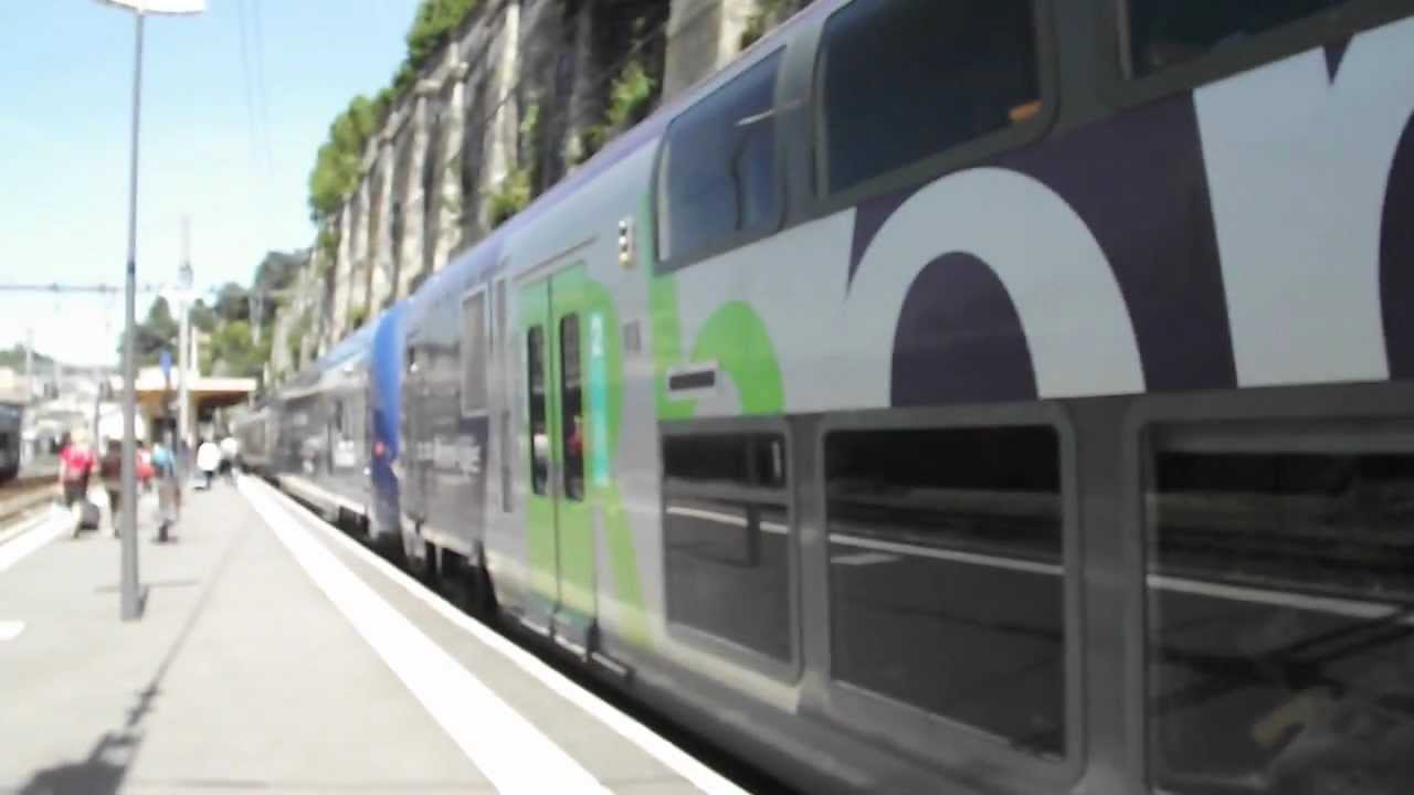 Départ d'une UM de Z 23500 / Z 24500 en Gare de Vienne