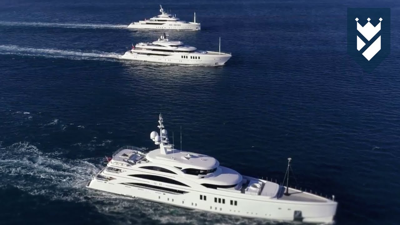 A TOUR OF BENETTI'S INCREDIBLE CITY OF SUPERYACHTS!