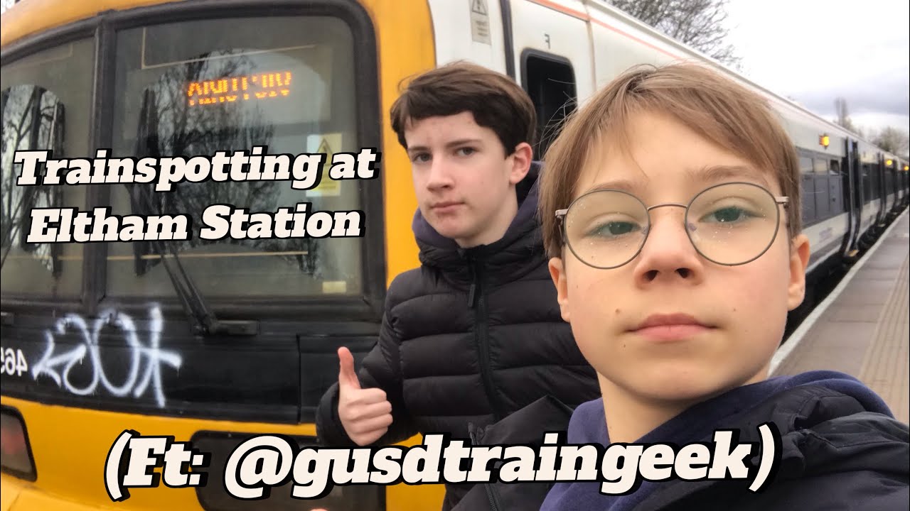 Trainspotting with @gusdtraingeek at Eltham Station (A lot of class 465s)
