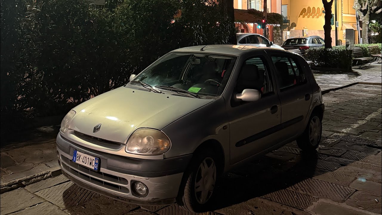 LA CLIO DI PATRICK LE QUÉMENT /