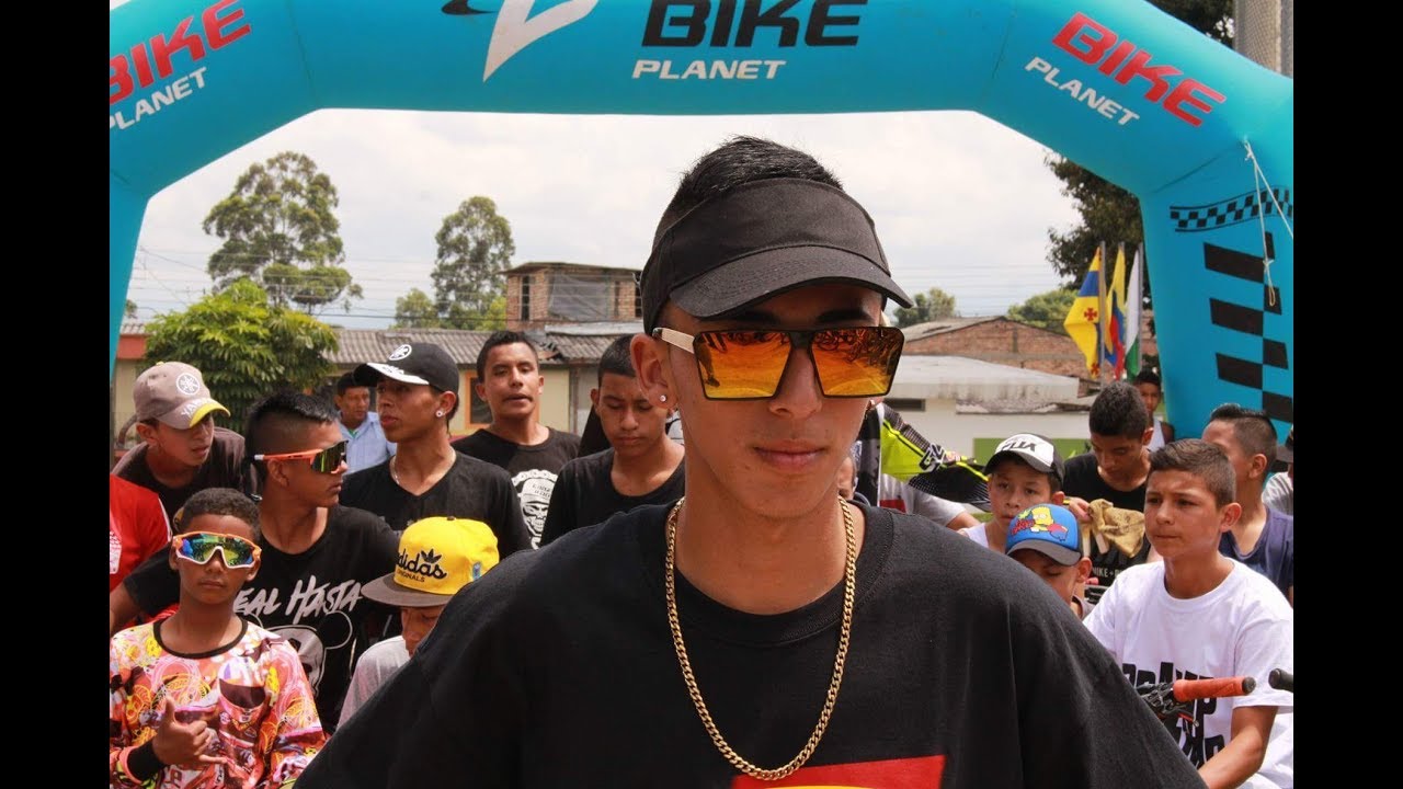Crazy On The Bike - Hiztory En La Casa (Video Oficial)