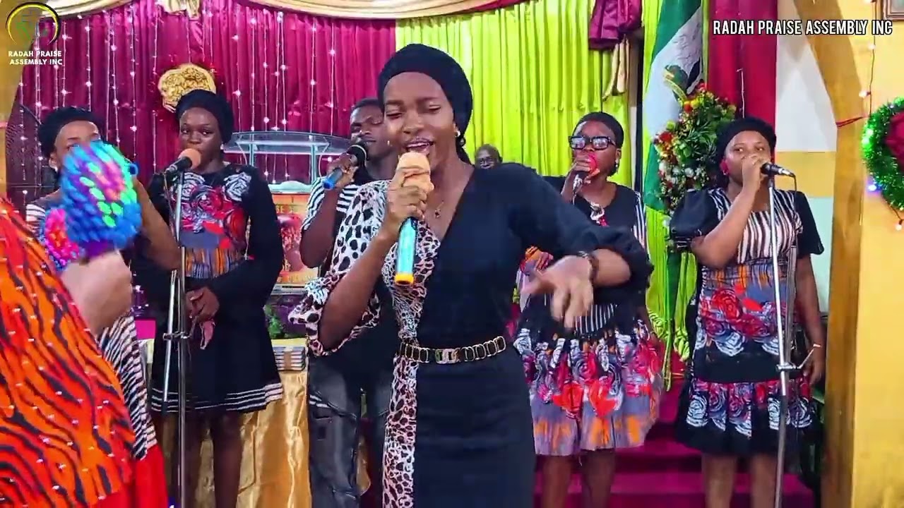 CHOIR MINISTRATION ON THE GRAND FINALE OF OUR 21 DAYS FASTING AND PRAYER WITH HOLY COMMUNION SERVICE