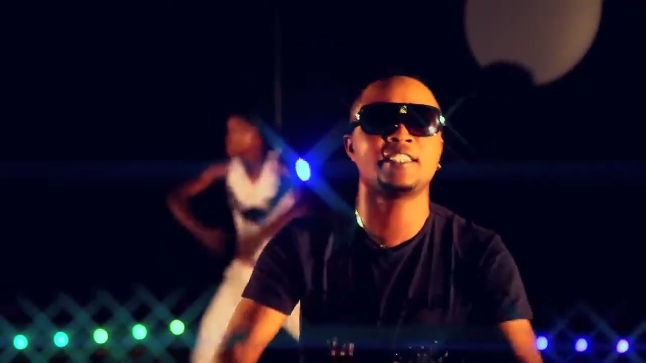 Prince kiala - embouteillages (Clip Officiel)