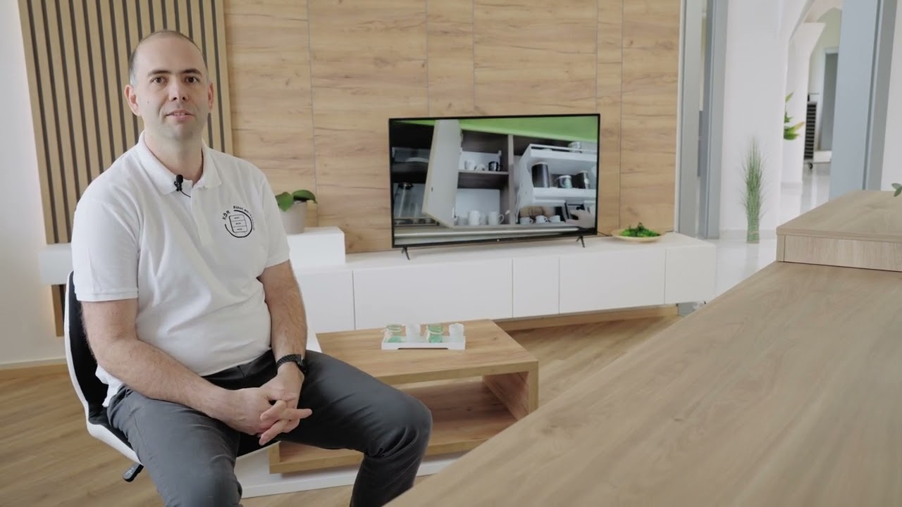 Design nappalib&uacute;tor doh&aacute;nyz&oacute;asztallal