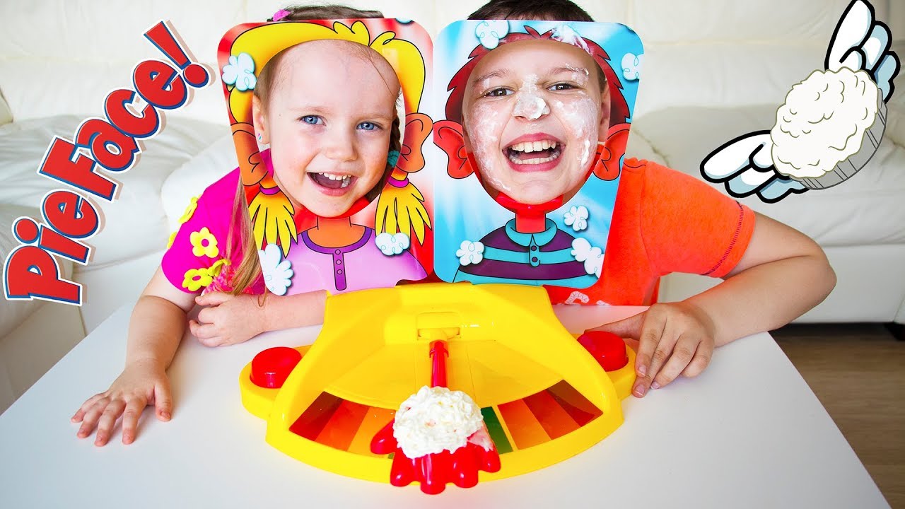 Playing PIE FACE SHOWDOWN Game (Challenge)