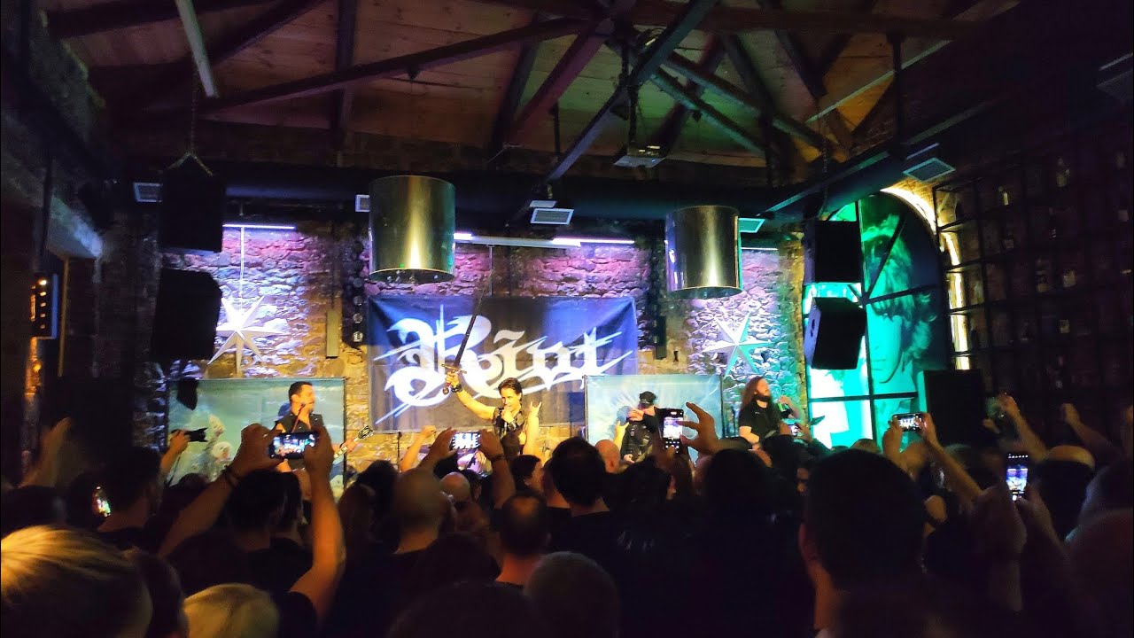 BLOODSTREETS LIVE (Riot Live on their 2024 tour at Andromeda music stage, Trikala, Greece)