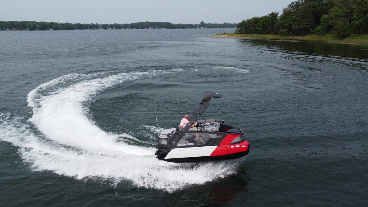 Sea-Doo Switch Compact Sport 13', 170 hp. Doing donuts on Cotton Lake MN