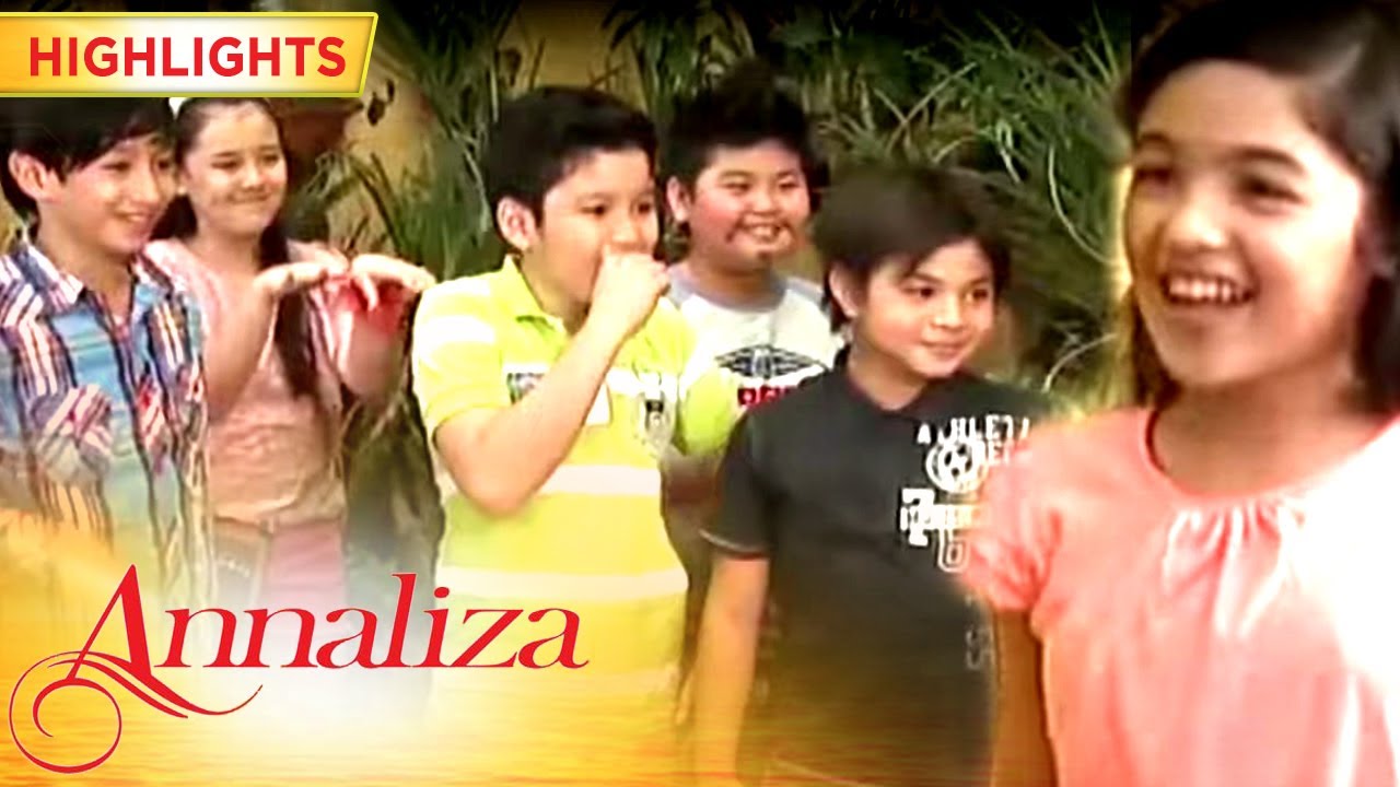 Annaliza teaches her friends to dance | Annaliza