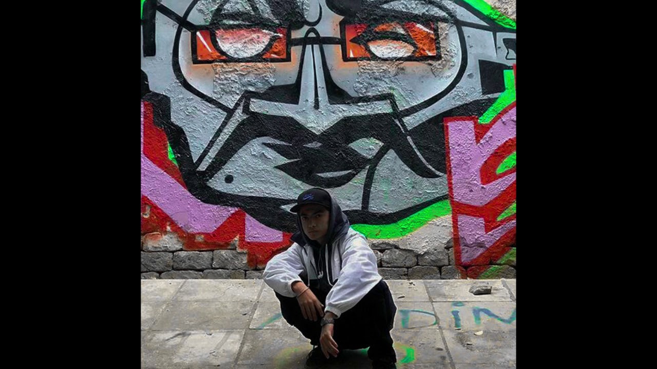 A.T Xtkr - Diamonds On My Wrist.