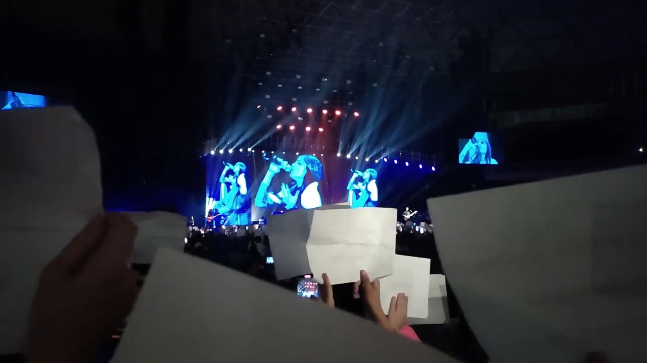 TINI - Carne y Hueso - Tini Tour Chile 2022
