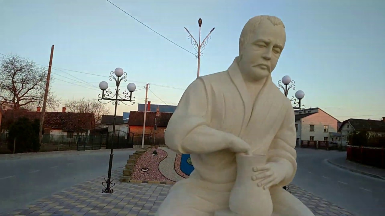 Первое впечатление - Миколаїв, Львовская область, Украина.