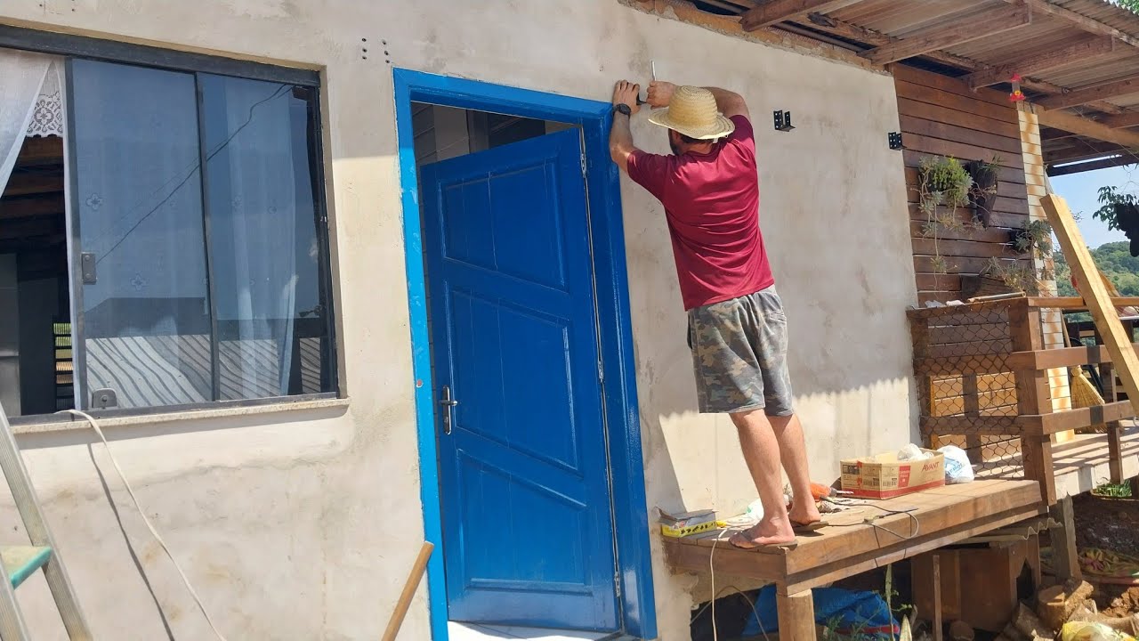 Construindo uma varanda no Rancho. Saindo da cidade e morando na Chácara a um ano.