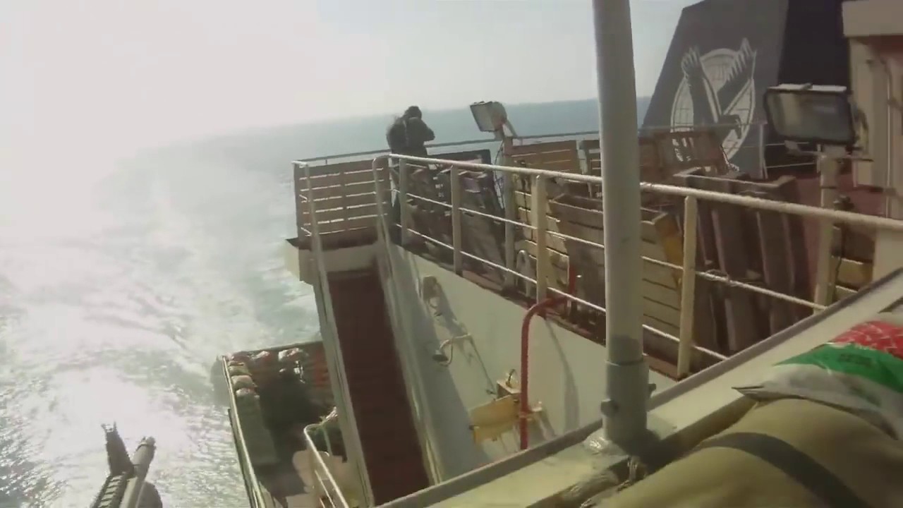 Piratas da Som&aacute;lia tentam atacar Navio e olha s&oacute; no que deu!!!