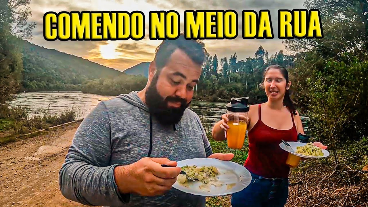 Dormimos num vilarejo isolado em São José dos Ausentes e paramos na beira da estrada pra cozinhar
