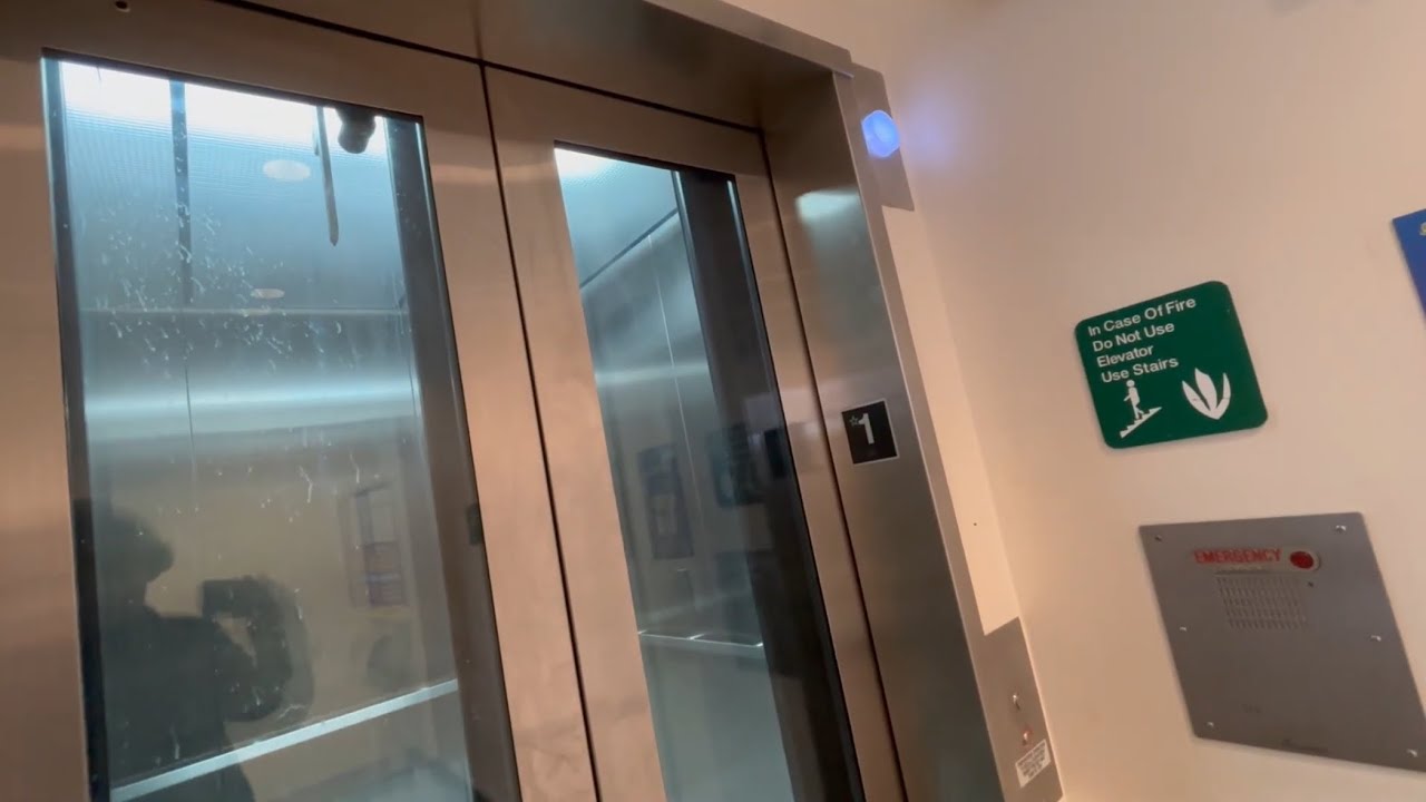 Nudge mode issue: Otis Hydraulic Elevator at the Detroit Renaissance Center DPM Station