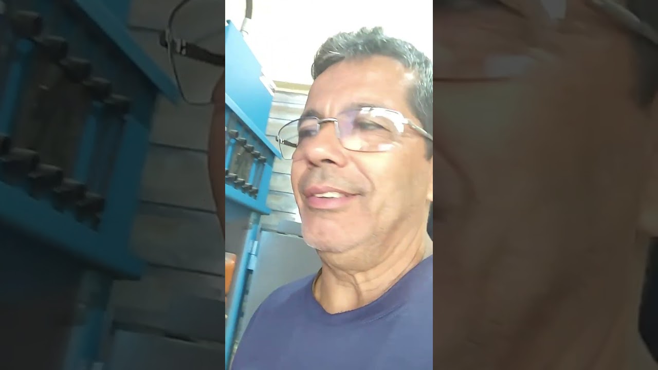 COMO PRENSAR PAPELÃO, E IR CRESCENDO NA RECIGLAGEM.