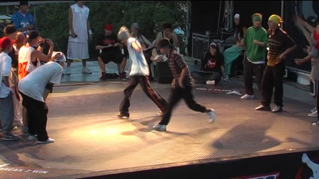 1/8 финала Rhytm sneakers vs Flash b boys - Break2Win 2007 Одесса