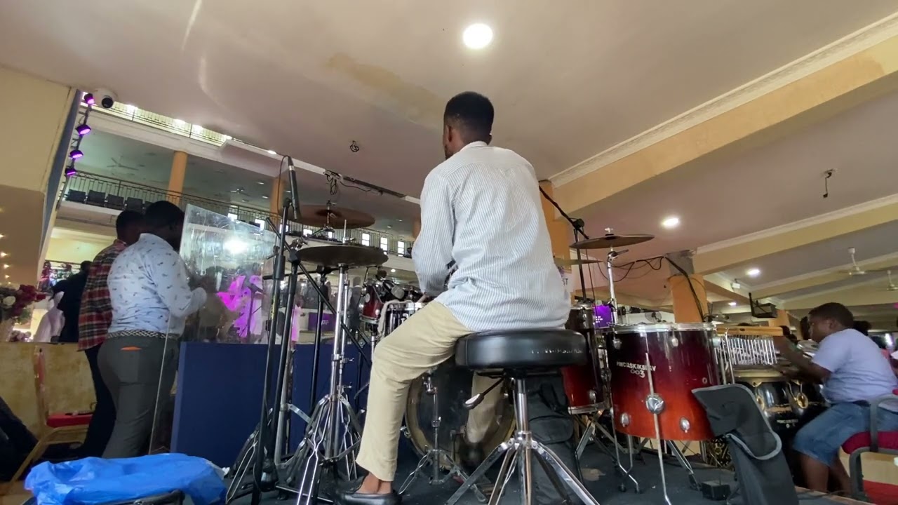 Praise time at piwc asokwa with TRG