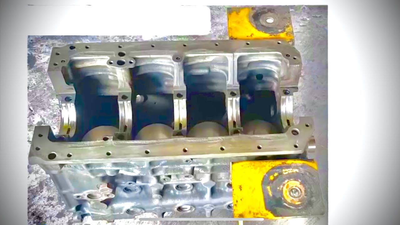 Lắp ráp động cơ Mitsu 4D31
