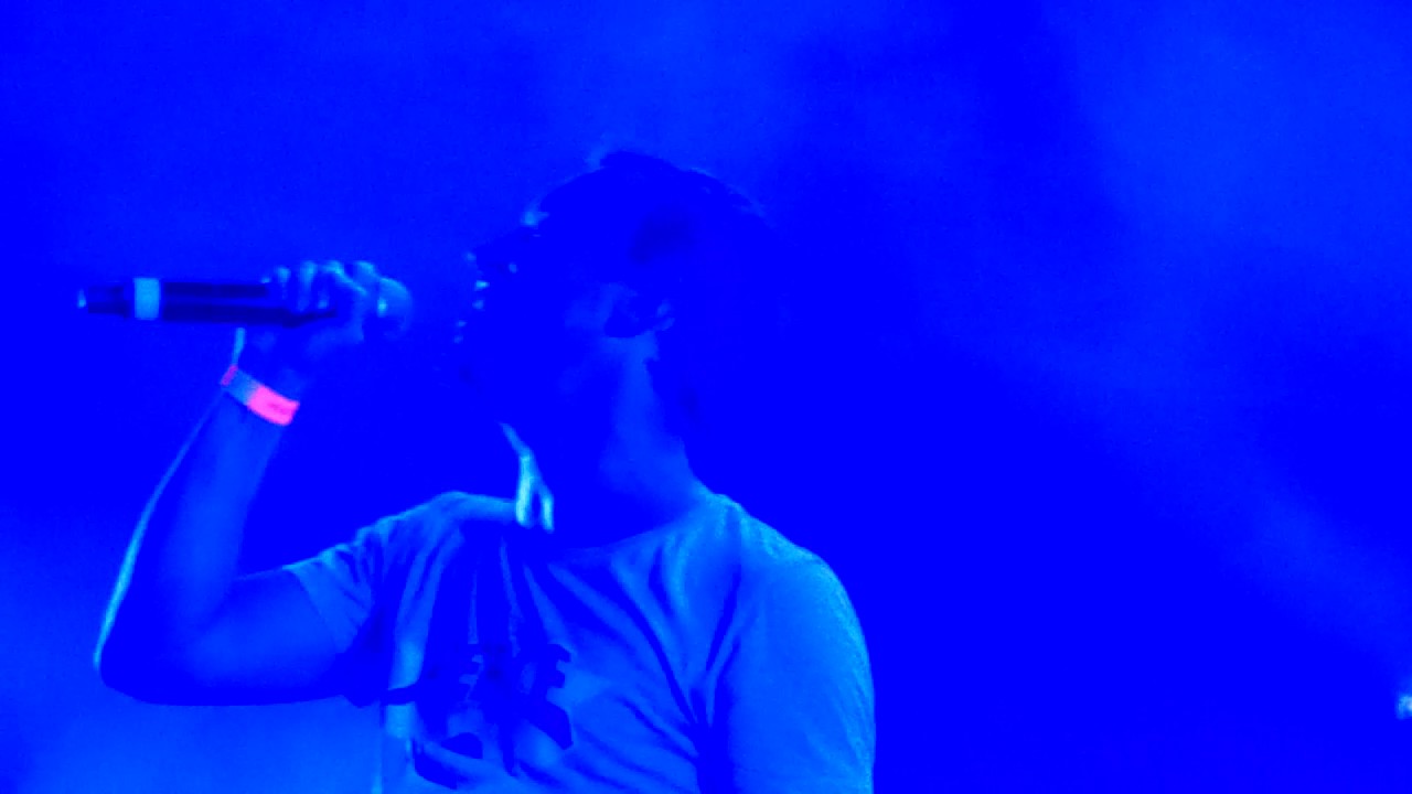 SCARS76 & SELECTA ANTWAN ( ma jeunesse et malade & merci merci merci ) LIVE ROCKSTORE MONTPELLIER