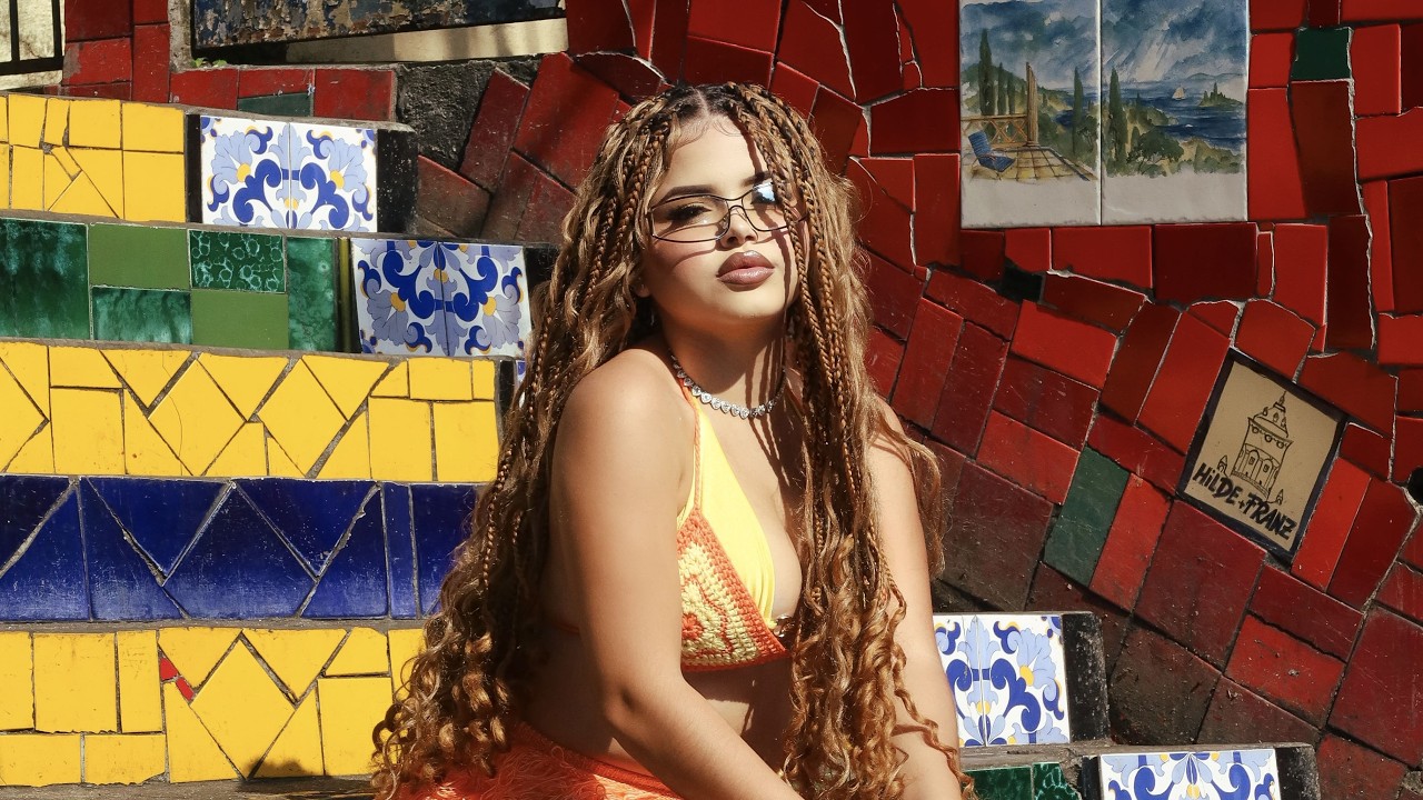 Sara Valentina - Gatinho (Official Video)