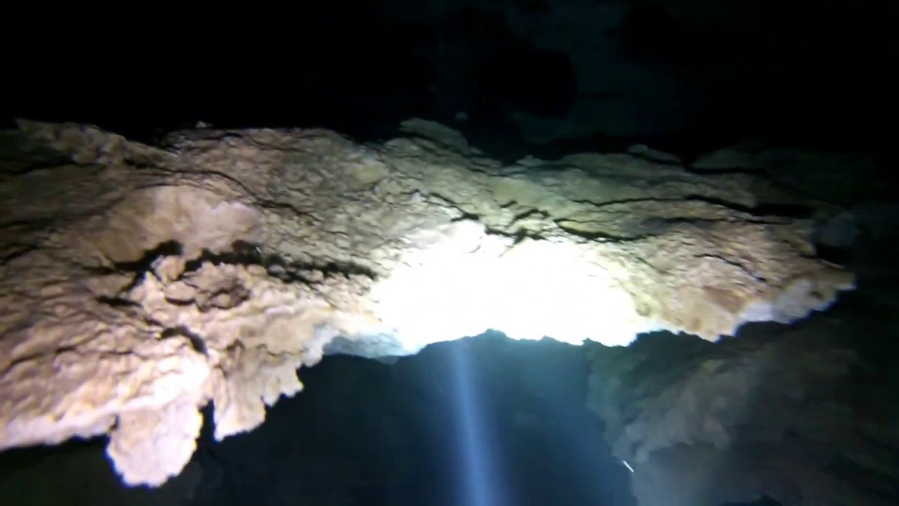Cenote Caterpillar CCR ISC MEG 2013