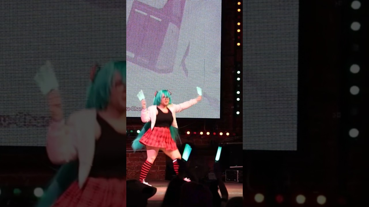 ready?miku beeem! miku natural model cosplay cover dance #vocaloid #hatsunemiku #miku #dance #vrnews