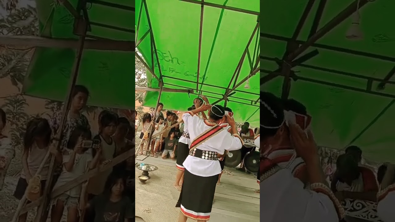 Totokng Paranyo - Dayak Salako