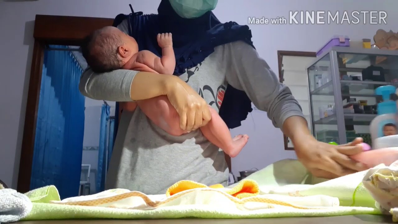 Vlog bidan ku|cara memandikan bayi