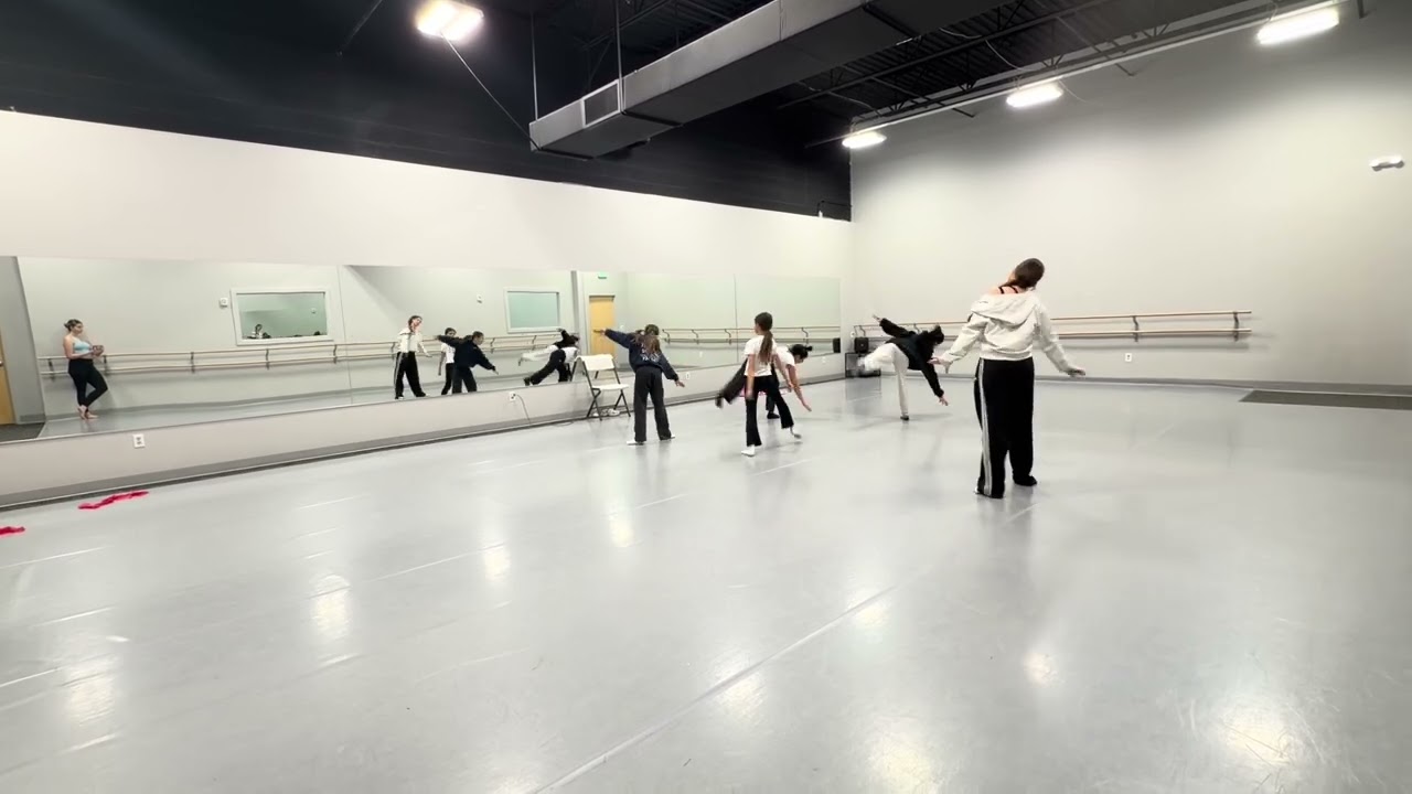 Jazz II dance 2/10 