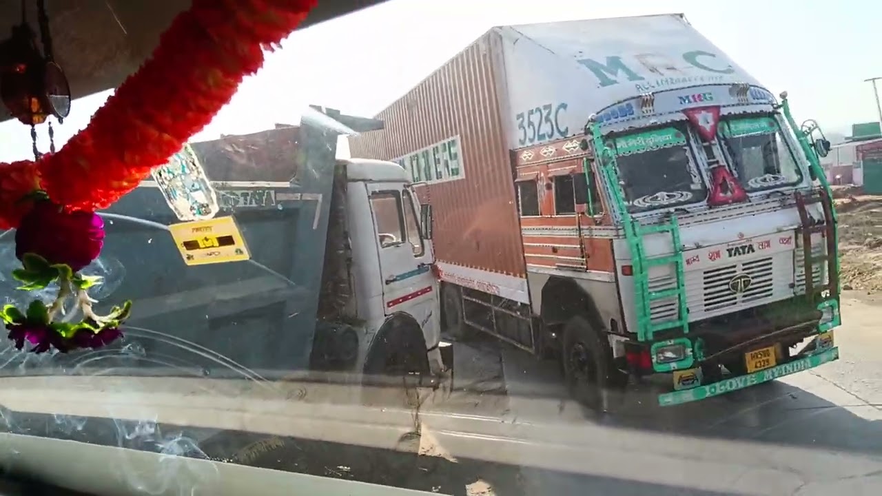 Like comment my youtube channel Anshu pandey vlogs07 Road ka view लगा आज बहुत बड़ा मेला गाड़ियों का🚛
