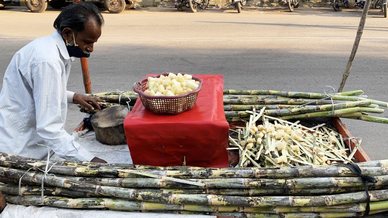 Old Man Selling Sugarcane Pieces | Rs 20 Sugarcane Pieces per pack | Knife Cutting Skills